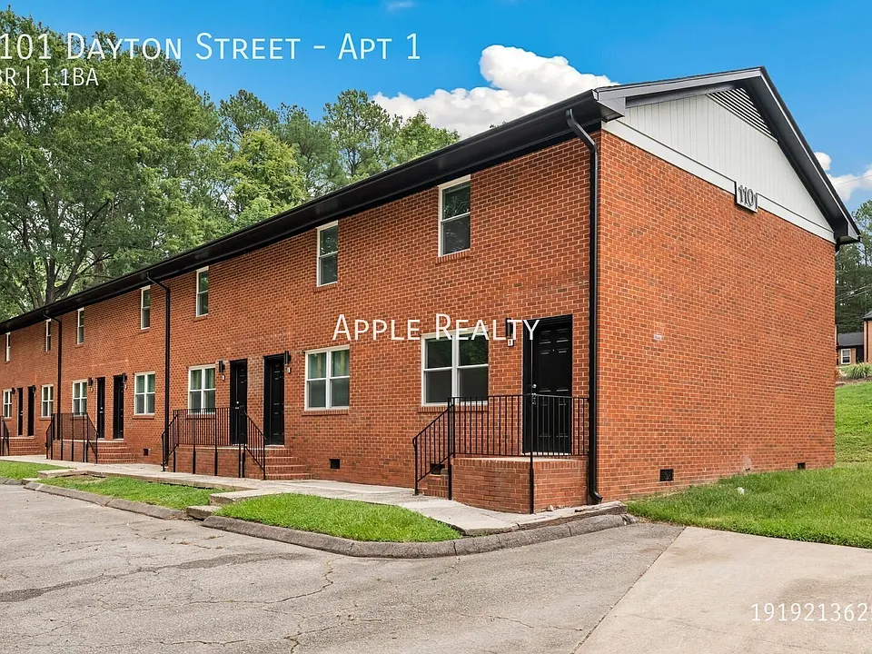1101 Dayton St #1