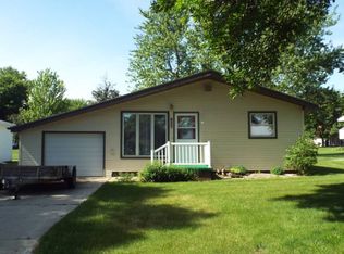 925 7th St, Lake View, IA 51450
