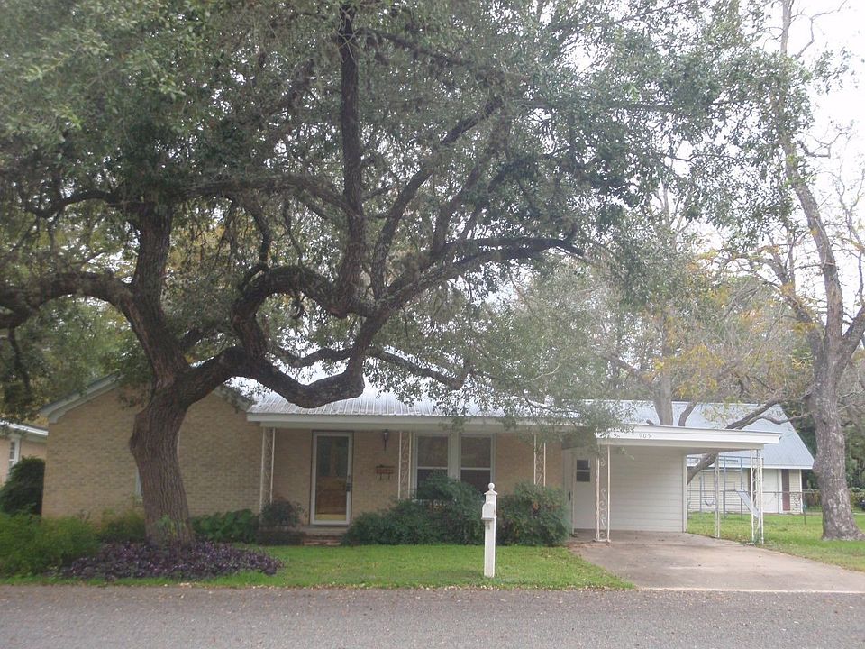 1st image of 905 Hudgins St