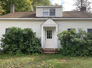 370 N Greenfield Rd, Porter Corners, NY 12859