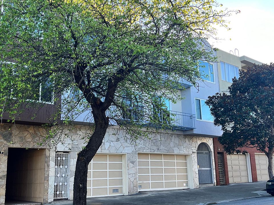 119 Day Street Building - 10 unit building