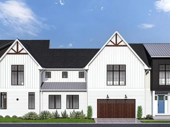 456 Bastle Wynd #2, Port Washington, WI 53074