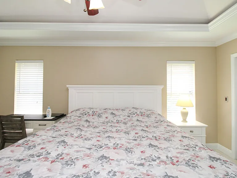 333 Wentworth Ct — Photo 37