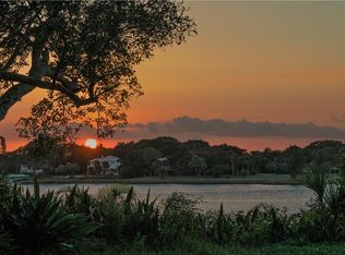 16 Mandalay Rd, Sewalls Pt, FL 34996