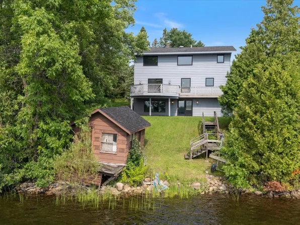4287 Saint Marys Dr, Eveleth, MN 55734
