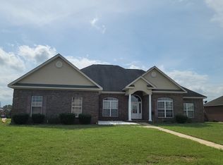 136 Grey Fox Trl, Enterprise, AL 36330