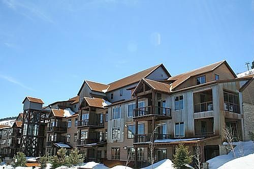 1st image of 1825 Three Kings Dr #1105