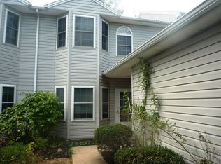 1063 Pond Ridge Dr, Harrisburg, PA 17111