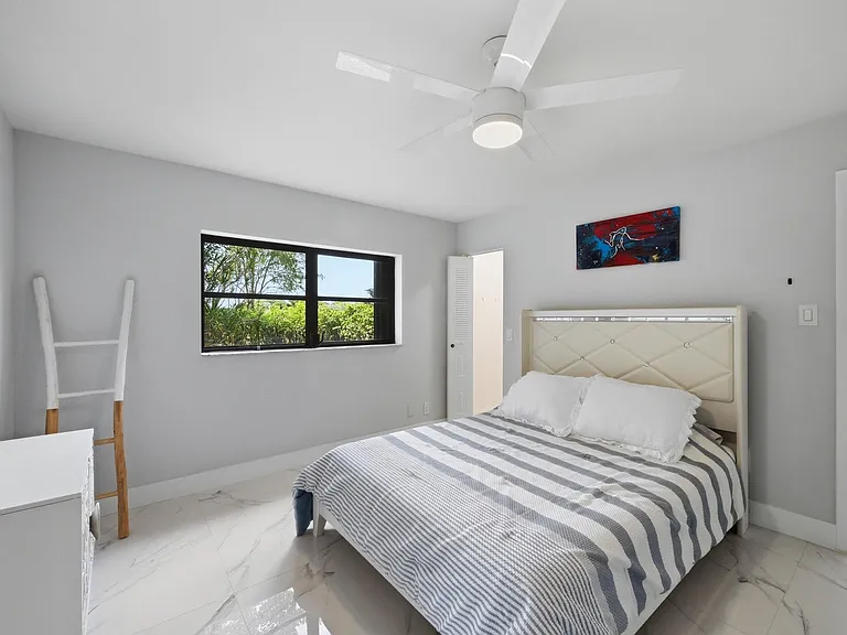 6396 Country Wood Way — Photo 33