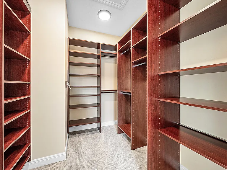 824 Virginia Garden Dr — Photo 29