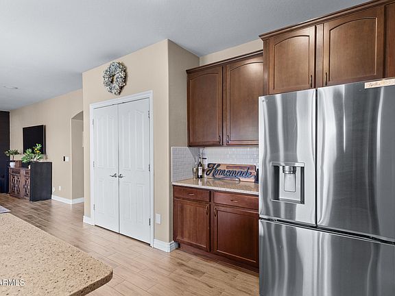 5th image of 38531 N LAMAR Drive