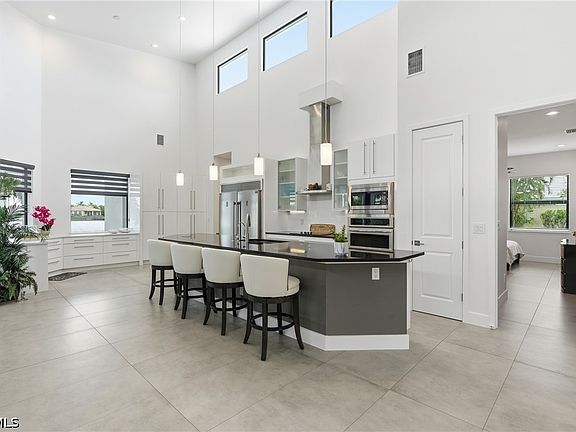 3rd image of 3709 SW 15th Pl