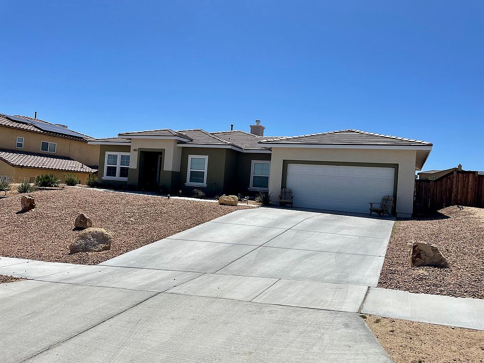 1st image of 74107 Manana Dr