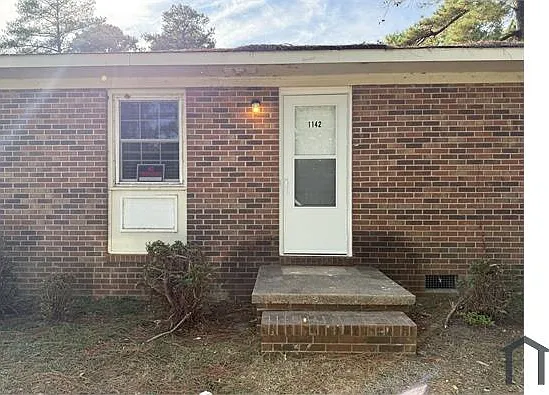 1142 Southwood Dr #1142 — Photo 1