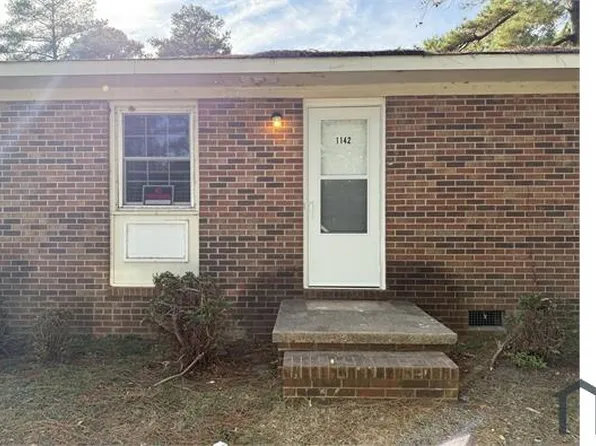 1142 Southwood Dr #1142, Fayetteville, NC 28304