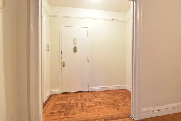 Rented by (Legacy) NY Quality Living Uptown | media 5