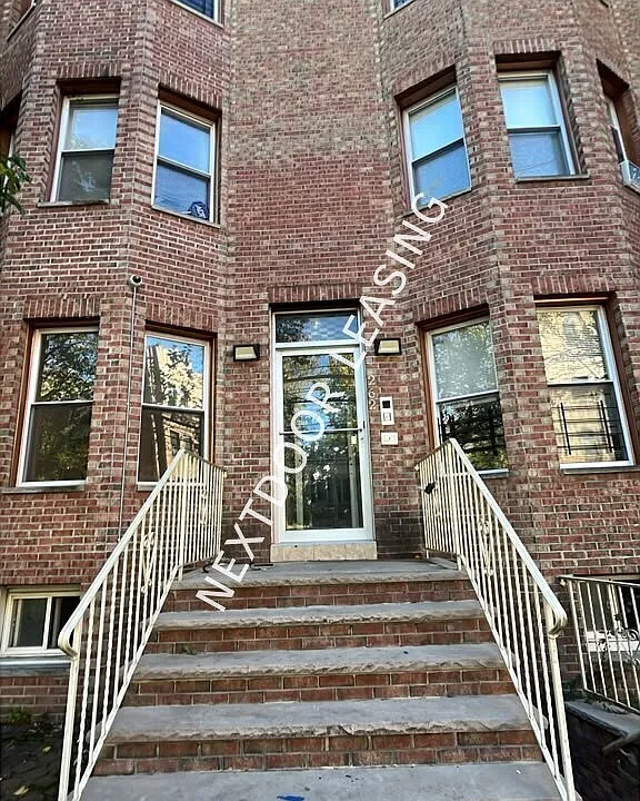 262 Bergen Ave #1LM