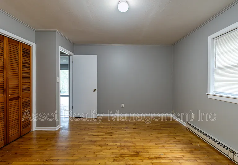 630 Colonial Dr — Photo 43