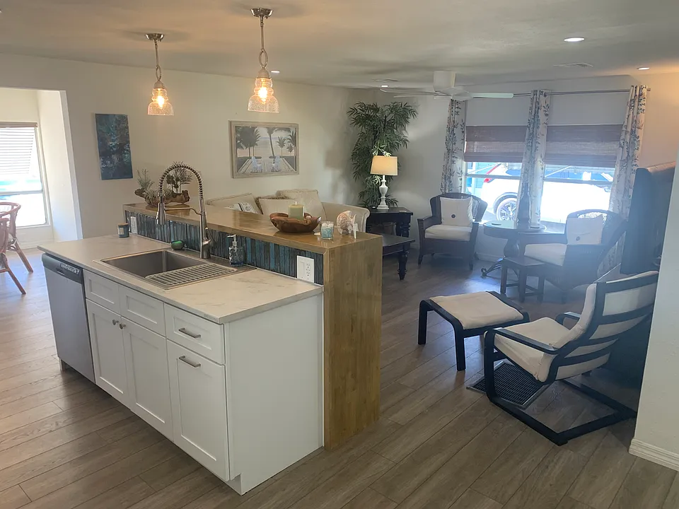 19 Esper Ct