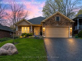 1061 Silverdale Rd, Peterborough, ON K9J7W5