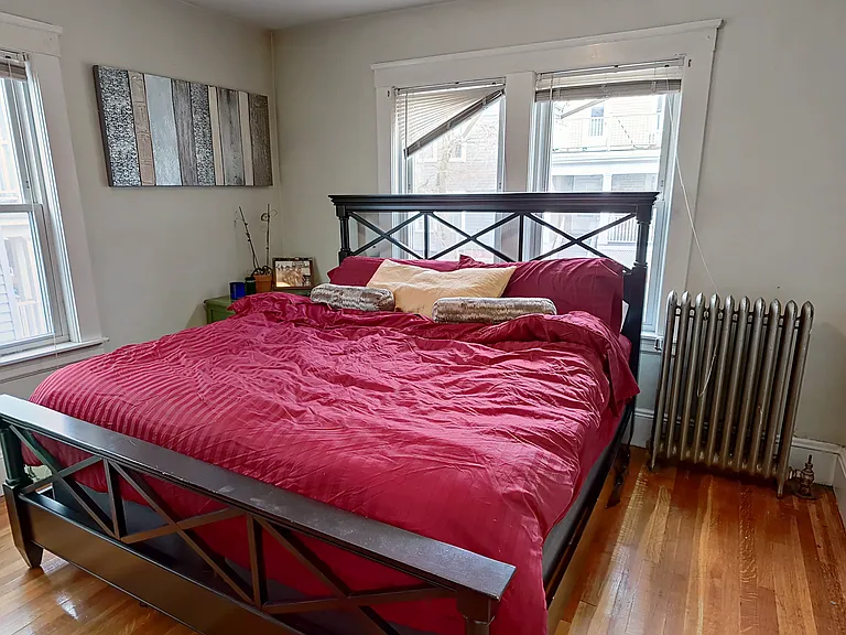 146 Sycamore St #1 — Photo 15
