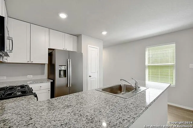 4250 Thalweg Way — Photo 9
