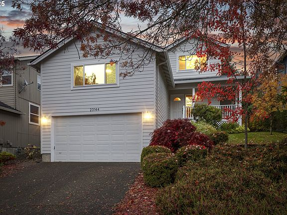 2nd image of 23144 SW Cinnamon Hill Pl