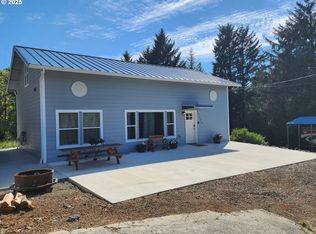 33050 Hillside Acres Rd, Gold Beach, OR 97444