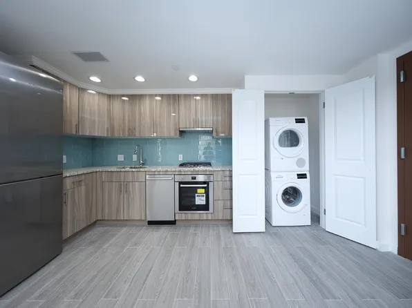 132-27 41st Road image 7 of 18