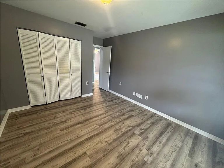 1054 Gallen Ct — Photo 16