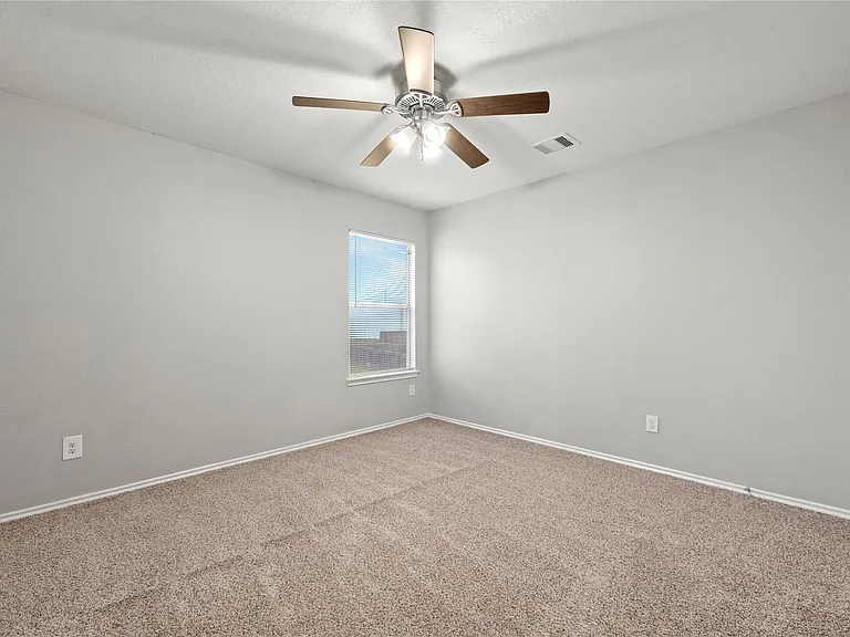7606 Hillsdale Park Ct — Photo 16