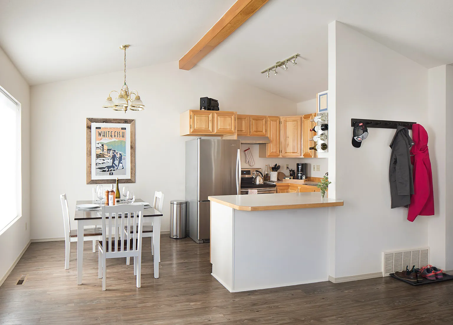 2 bed, 884 sqft, $2,750 — Photo 3