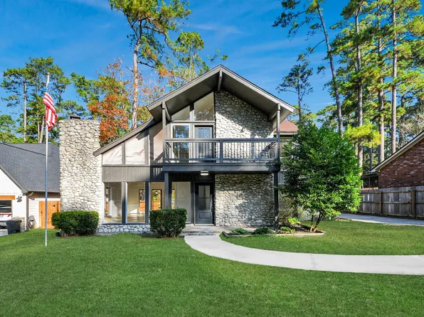 13946 Dolphin Dr, Willis, TX 77318