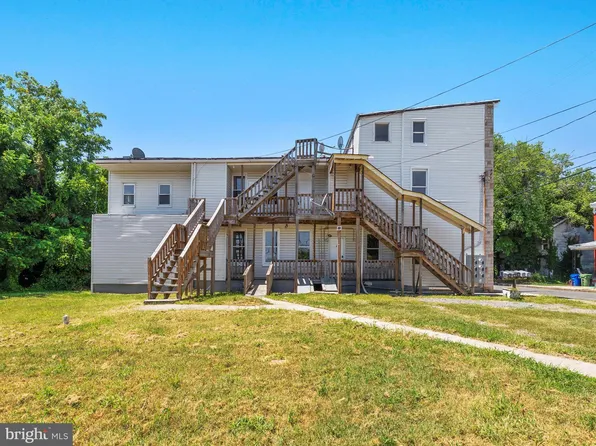 3109 Leeds St, Baltimore, MD 21229