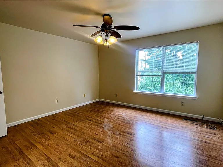 475 Celandine Dr — Photo 9