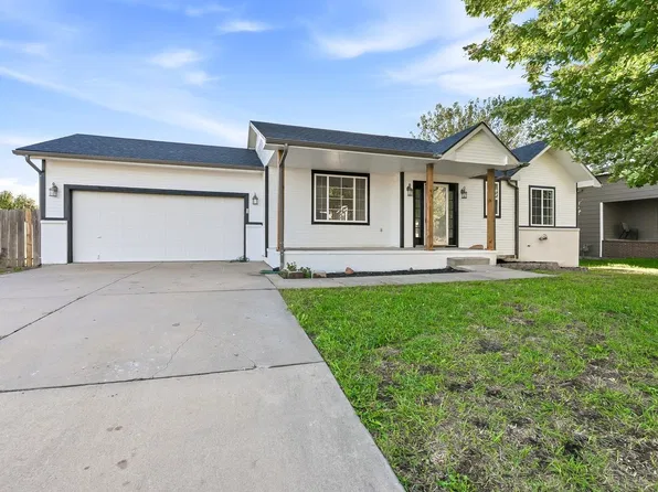 104 S Warren Ave, Rose Hill, KS 67133