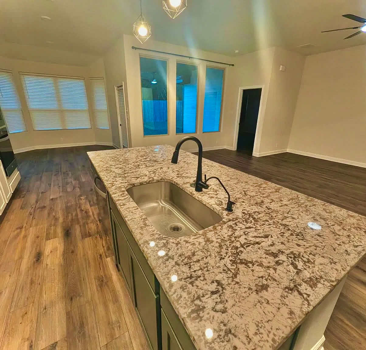 3 bed, 2.5 bath, 2155 sqft, $2,490 — Photo 1
