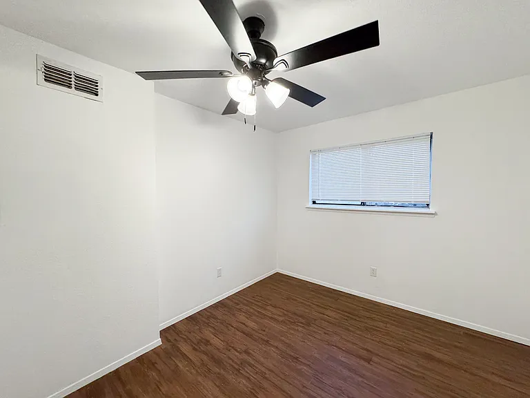 704 Navidad St #D — Photo 5