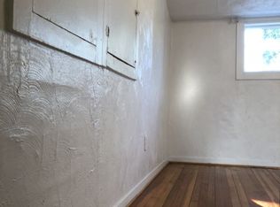 526 12th St, Springfield, OR 97477