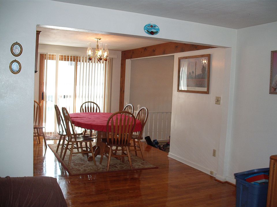 2nd image of 5 Frederick Dr