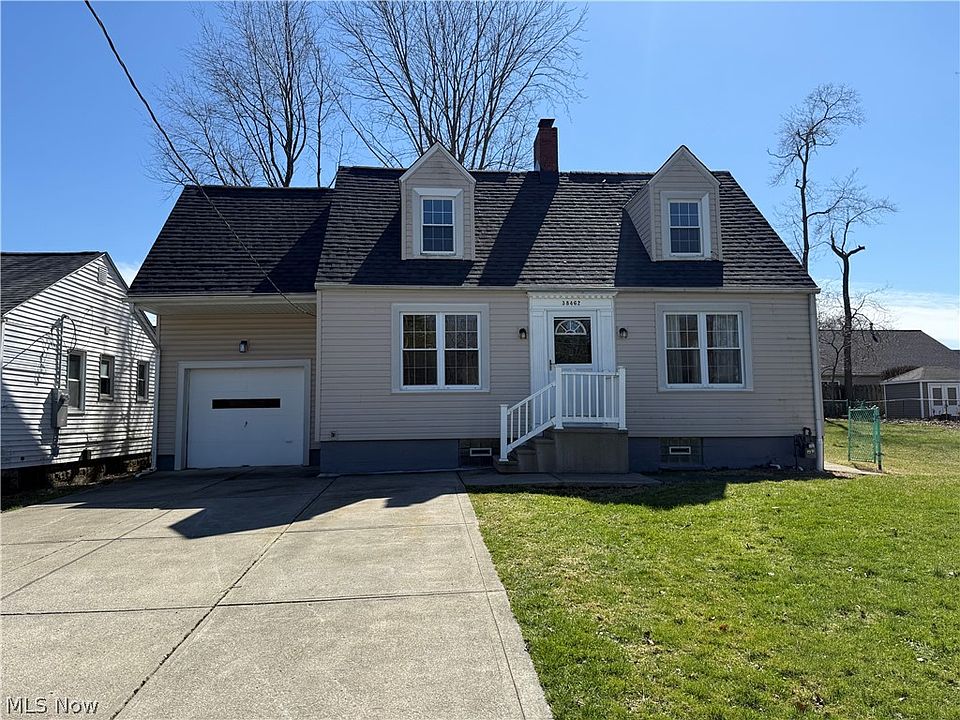 1st image of 38462 S Beachview Rd