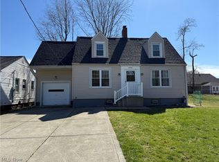 38462 S Beachview Rd, Willoughby, OH 44094