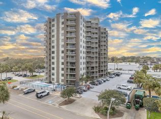 400 20th Ave N APT 1002, Myrtle Beach, SC 29577