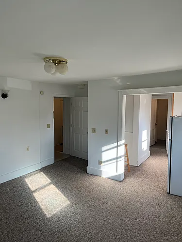 738 E Washington St #2 Photo 1