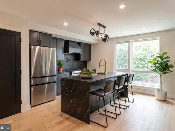 2524 E Madison St, Philadelphia, PA 19134