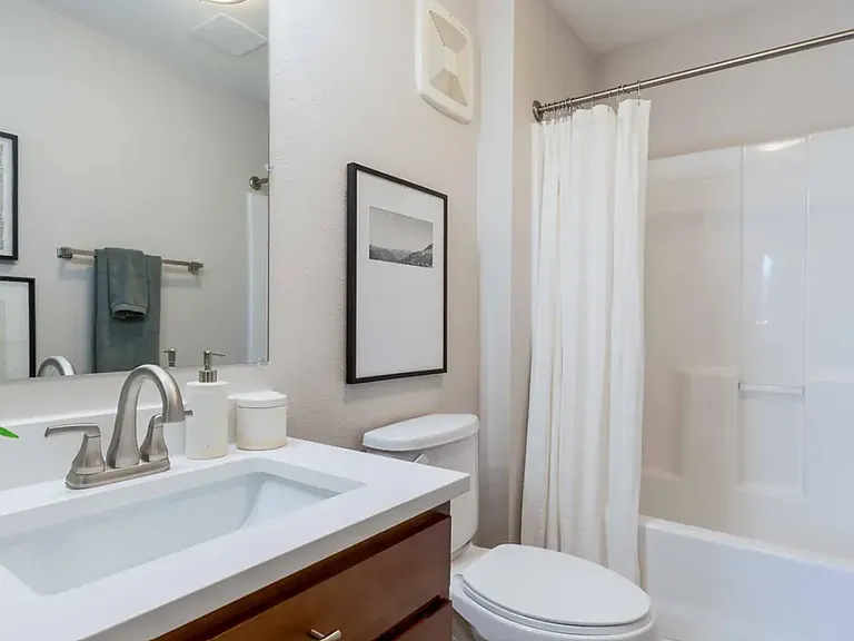 708 Rolland Moore Dr #711B — Photo 4