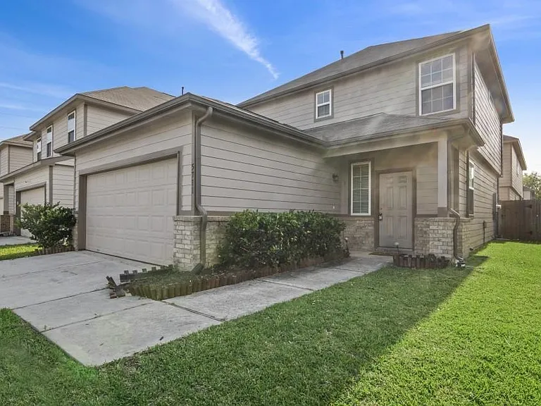 5711 Esk River Trl — Photo 1