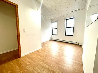 Rented by Evergreen Realty & Investments