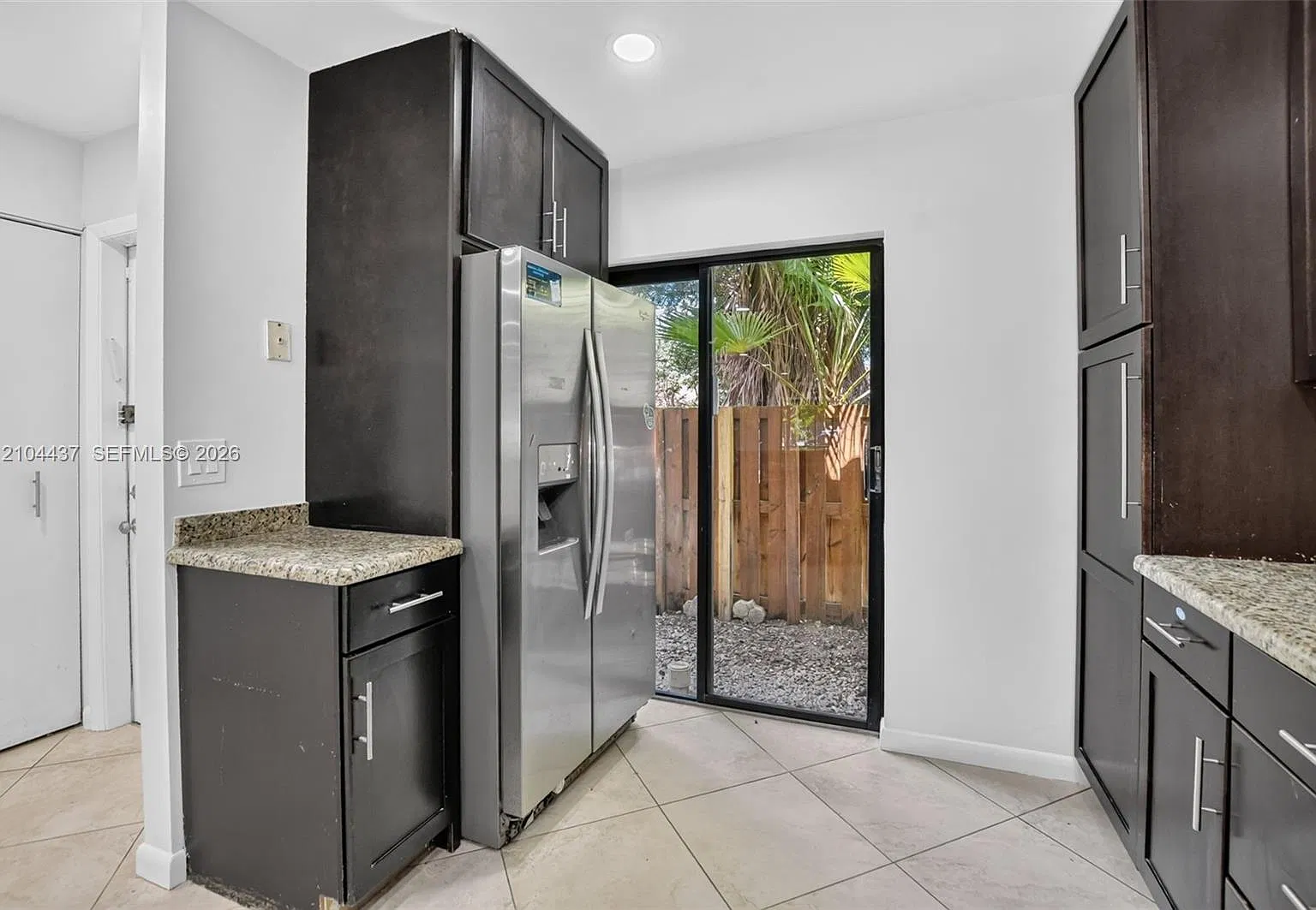 7690 Lago Del Mar Dr — Photo 4