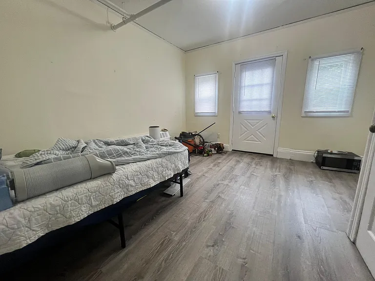 149 Strathmore Rd #6 — Photo 28